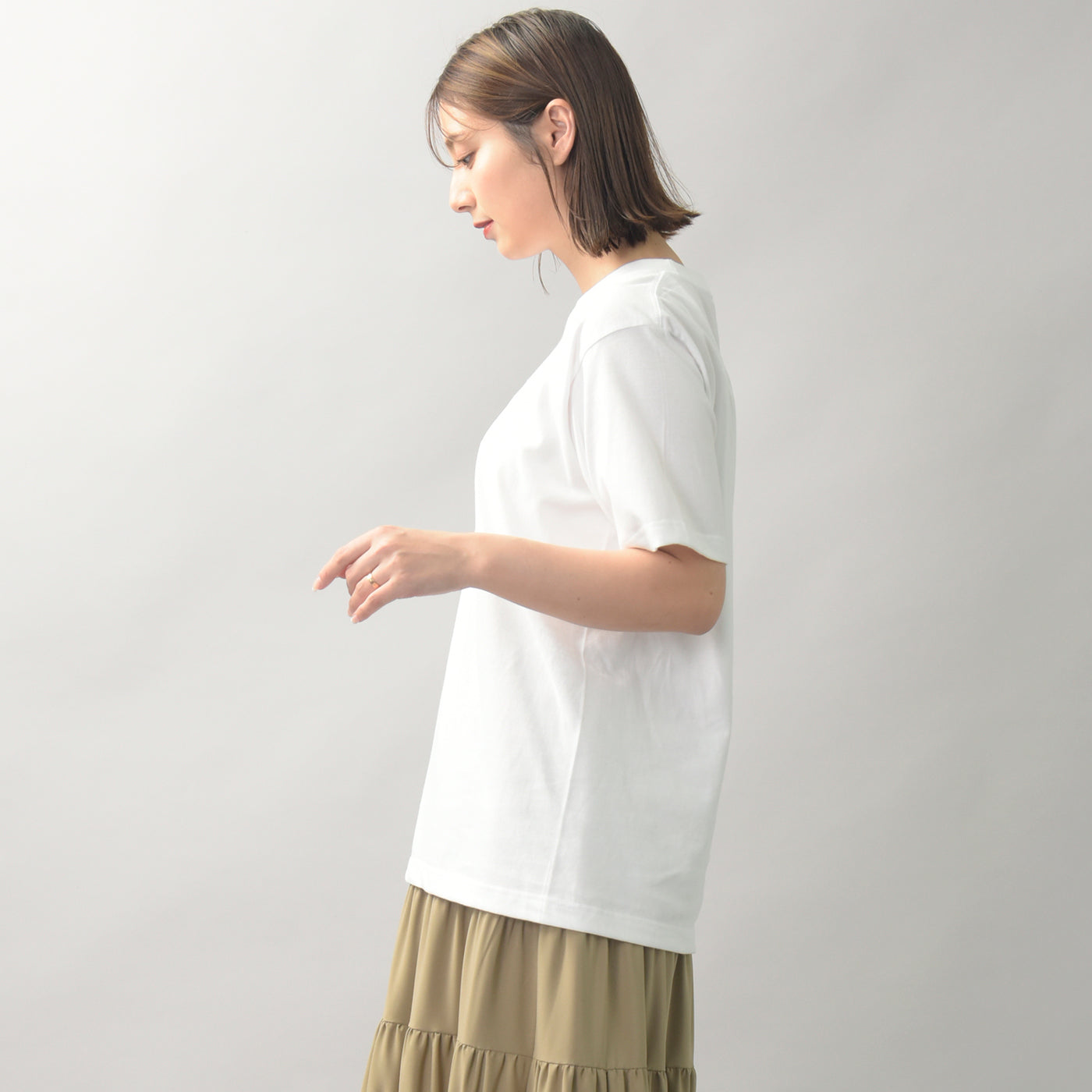 ボックスロゴプリントTシャツ