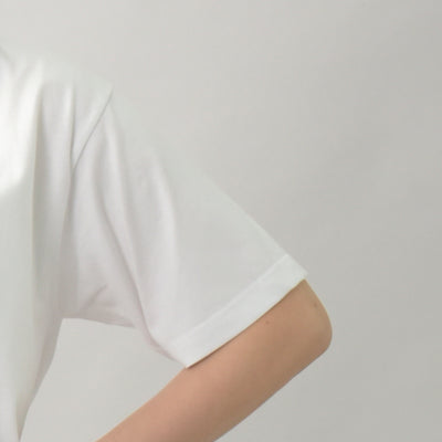 ボックスロゴプリントTシャツ