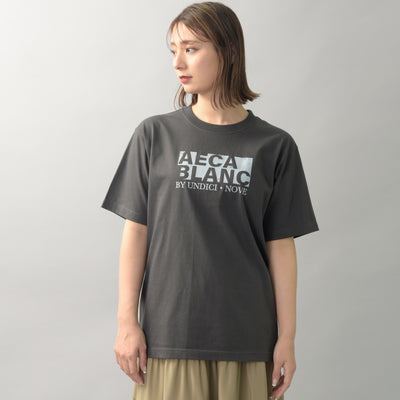 ブランドロゴプリントTシャツ