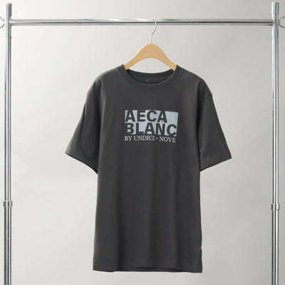 ブランドロゴプリントTシャツ