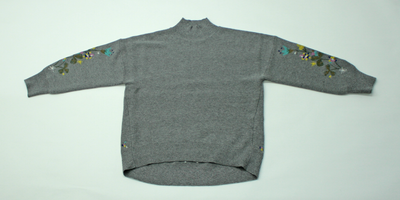 袖刺繍　ワイドセーター 4635341